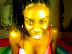 I'm teased by an attractive African webcam model with attractive curves.